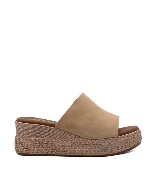 BTMR dames muilen sleehak beige suede 05 beige Direct leverbaar uit de webshop van www.taft.nl/