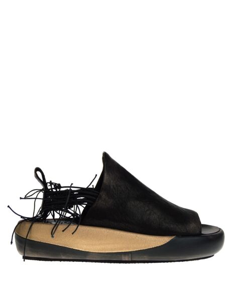 Papucei Dames sandalen zwart goud