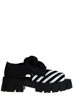 Papucei dames sandalen zwart wit