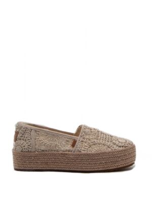 Toms