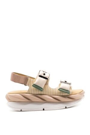 4CCCEES Accccees Platform Sandals Natural for Woman 