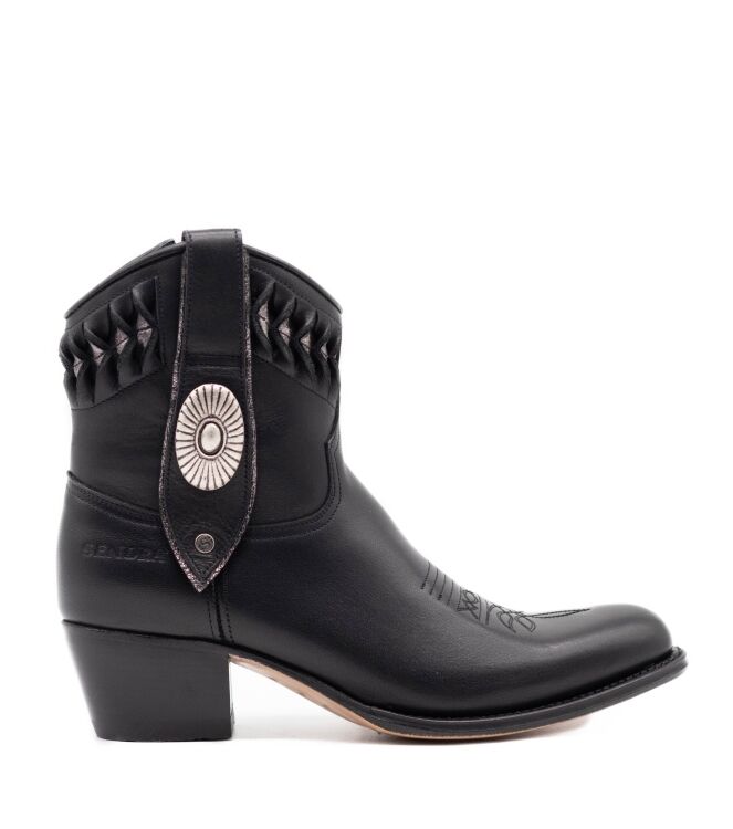 Sendra Boots Sendra Boots dames westernboots zwart Salvaje Negro Sendra Boots dames westernboots zwart 11 zwart leer Direct leverbaar uit de webshop van www.taft.nl/