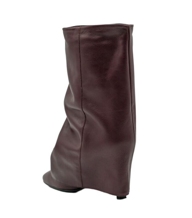 Gisel Moire Gisel Moire dames enkellaarsjes bordeaux Vitello Bordeaux Gisel Moire dames enkellaarsjes bordeaux 25 rood donker bordeaux Direct leverbaar uit de webshop van www.taft.nl/