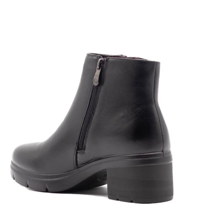 The Happy Monk The Happy Monk dames enkellaarsjes op hak zwart Negro The Happy Monk Dames Enkellaarsjes in Zwart online kopen