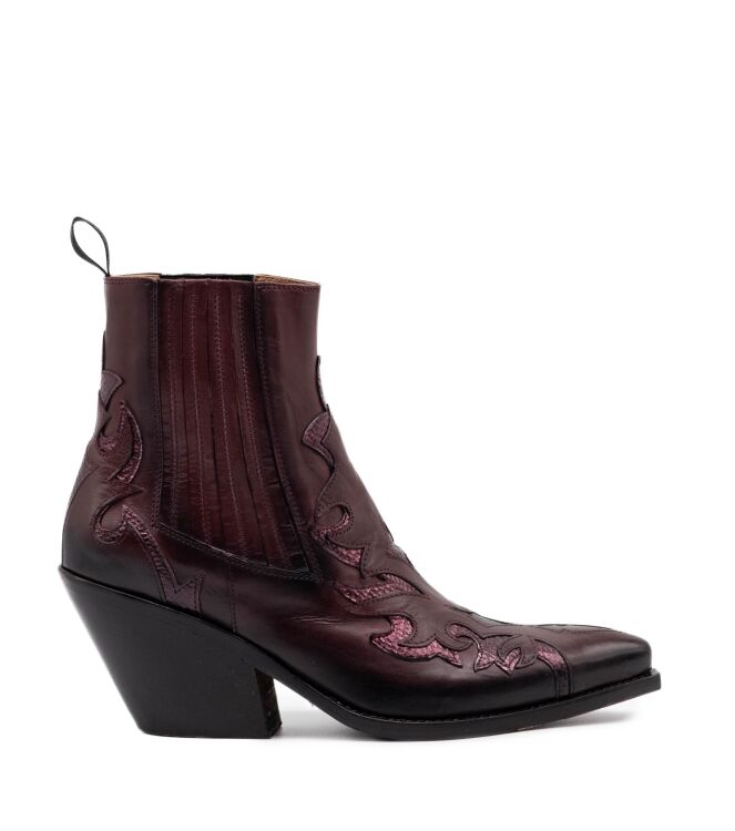 Jo Ghost Jo Ghost dames enkellaarsjes bordo combi Pellame Parma Bordo Jo Ghost dames enkellaarsjes bordo combi 29 rood combi. Direct leverbaar uit de webshop van www.taft.nl/