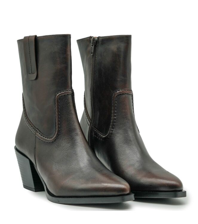 Dansi Dansi dames enkellaarzen bruin Hold Caobo Dansi dames enkellaarzen bruin 61 bruin leer Direct leverbaar uit de webshop van www.taft.nl/