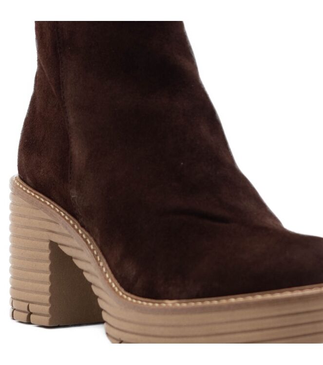 Belang Belang dames enkelboots plateau bruin Velour Mustang Belang Dames Platform Enkellaarzen in Bruin online kopen