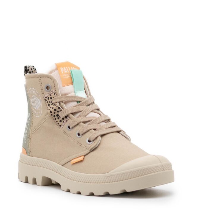 Palladium Dames Hoge Veterschoenen in Beige online kopen