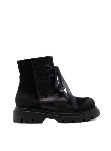 Papucei Dames halfhoge veterschoen zwart