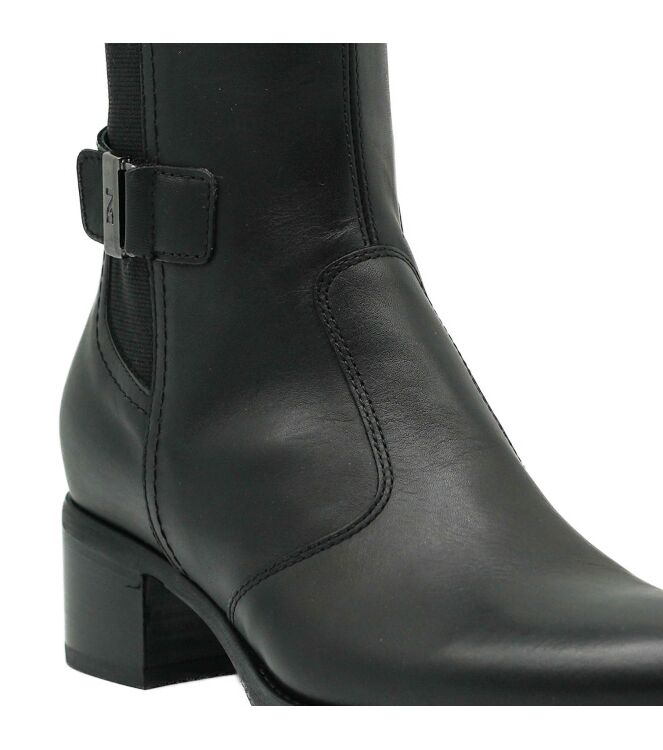 NeroGiardini NeroGiardini dames laarzen zwart Guanto Col.Nero NeroGiardini laarzen in Zwart online kopen