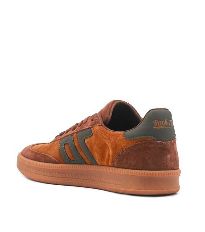 Back 70 Back 70 heren sneakers bruin cognac Suede Couio Olive Back 70 Heren Sneakers in Bruin online kopen